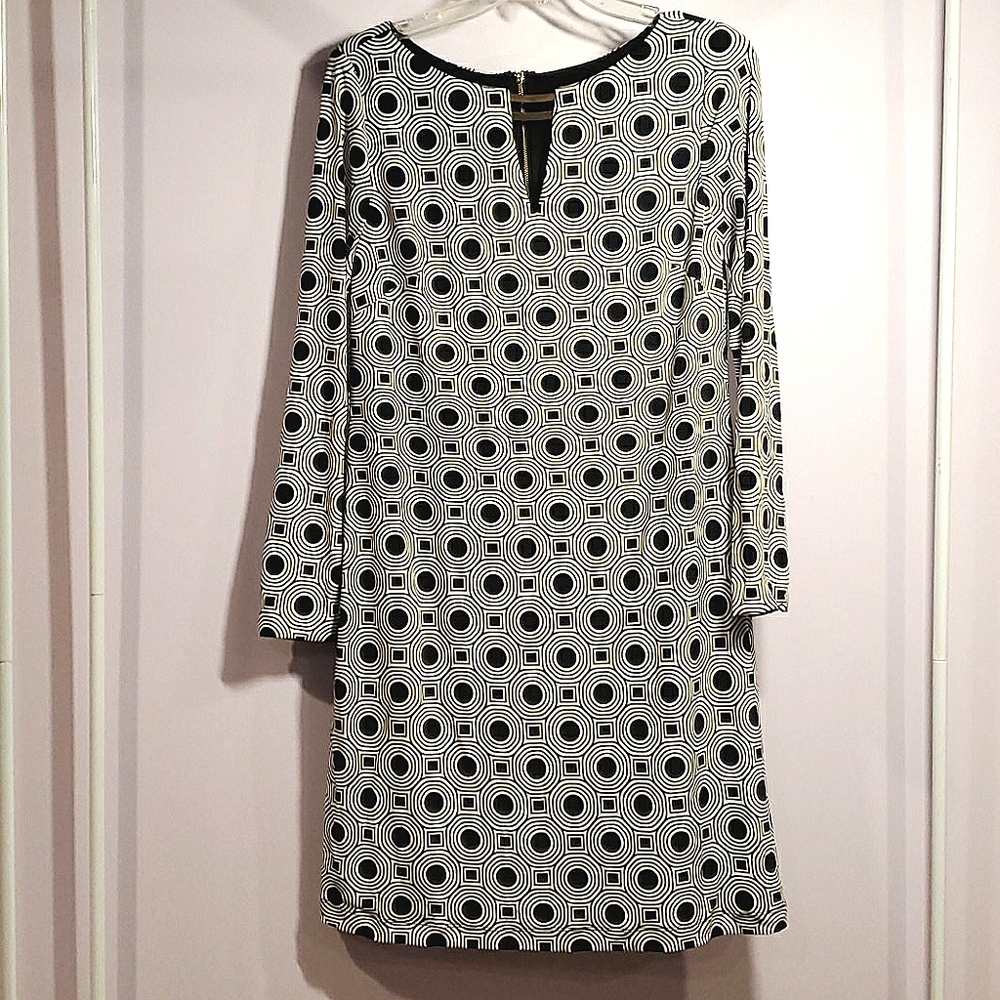 Vince Camuto Black And White Dress. Size 10